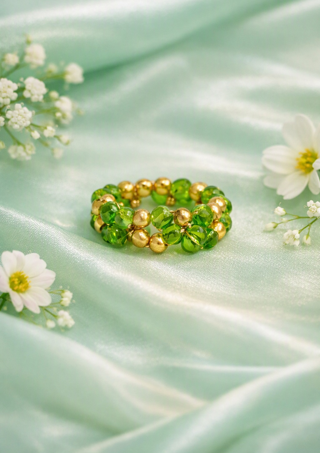 Bague en perles coloris émeraude